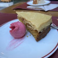 Vegan carrot cake with raspberry sorbet. at Green&Burger - Biocenter in Barcelona