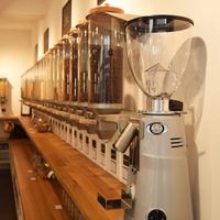 Coffee, lentils, beans and nuts at Ohne Umweg in Noerdlingen