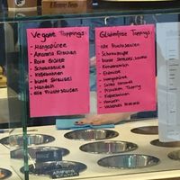 toppings vegan  at I Love Leo in Stuttgart