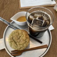muffin and caffeine free coffee for 800¥  at Stance Dot in Toyonaka