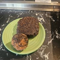 מסעדה נהדרת אוכל טוב at iVegan Supershop Westlake Hanoi - Healthy Plant Based Cafe in Hanoi