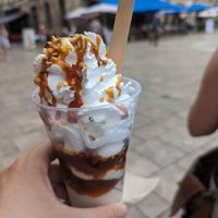 All vegan vanilla ice cream, chantilly and caramel at Jolly Chocolat in Bordeaux