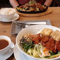 'Duck' (n. 57) and ??? (N. 41) at Vevi in Vienna