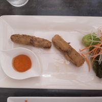 Crispy rice paper rolls at Vevi in Vienna