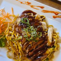 Weizennudel mit Seitan at Vevi in Vienna