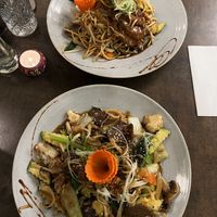 Fried wheat noodles with soy strips and fried udon with tofu    at Vevi in Vienna