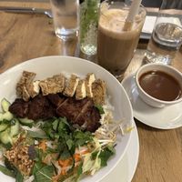 Bowl with seitan and tofu   at Vevi in Vienna