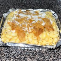 Buffalo chick’n mac n cheese 🤤  at Freakin' Vegan - Take Out & Delivery in Ridgewood