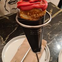 White chocolate crunch at Chimneys in Berlin