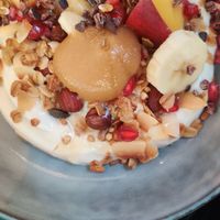 Granola bowl at NEØ Coffee House in Barcelona