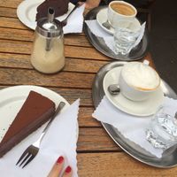 vegan sacha torte and chocolate tofu cake at Bio-Konditorei Eichel in Hamburg