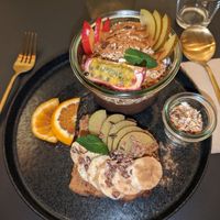 Death by chocolate bowl and banana toast at Beans & Nuts in Bern