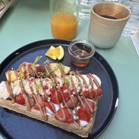   at Beans & Nuts in Bern