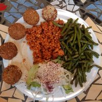 Falafel Teller for 7 Euros at Azeitona - Beckstrasse in Hamburg