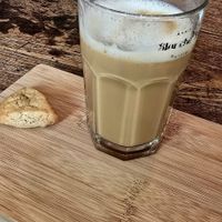 Latte macchiato pumpkin spice at Het Slimme Schaap in Elsloo