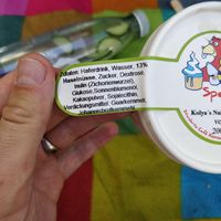 What is the ice cream made of at Café Komisch in Dresden