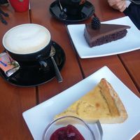 Vegan chocolate cake and vegan Cheesecake, tasty! at Veganaa in Berlin