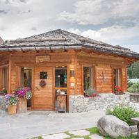 herbal store at Bergila in Issinger Weiher