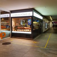 Exterior in underpass at Brezelkönig - Unterführung in Winterthur