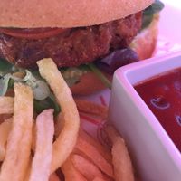 Veggie Burguer at Ewan in Salinas