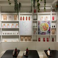 Dining area at Poké Perfect in Den Bosch