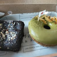 Vegan, gluten-free brownie & baked matcha donut at Pepita and Sons in Kuta