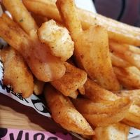 Patatas fritas especiadas. at Vegan Junk Food Bar - El Born in Barcelona