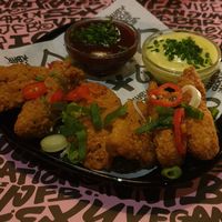 No Wings at Vegan Junk Food Bar - El Born in Barcelona