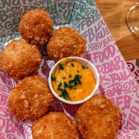 Mac and Cheeze Betterballs at Vegan Junk Food Bar - El Born in Barcelona