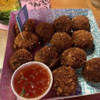 Thai Peanut Chicken better balls    at Vegan Junk Food Bar - El Born in Barcelona