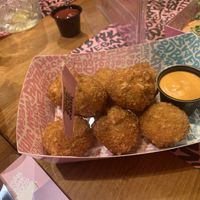 Mac and cheese betterballs  at Vegan Junk Food Bar - El Born in Barcelona