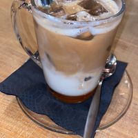 Iced coffee with caramel syrup at De Buurman in Heerenveen