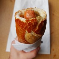 Hot dog at Brezelkönig in Waedenswil