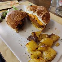 Due tipi di burger vegetali (foto brutta ma panini deliziosi) at Laboratorio - Food. Drink. Green Cosmetics in Jesi