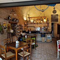 Ambiente piccolo ma davvero molto accogliente. at Laboratorio - Food. Drink. Green Cosmetics in Jesi