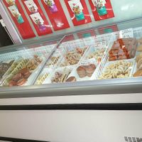 Productos veganos congelados a granel at Sentits de Vida in Rubi