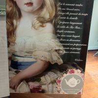 Déco at Un Piano dans la Théière in La Rochelle