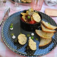 Main course at Un Piano dans la Théière in La Rochelle