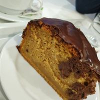 Bolo de cenoura com chocolate at Celeiro in Braga