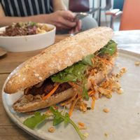 Kimchi burger sandwich at WAY Specialty Coffee Roasters in Ghent