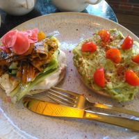 Vegan salmon and avocado bagel (50/50) at Beetschwester in Muenster
