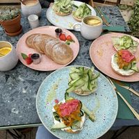 Pancakes with maple Sirup, „salmon“ and „tuna“ bagel  at Beetschwester in Muenster