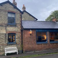 Front of pub at The Punter in Oxford