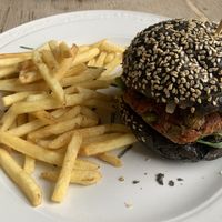 Jalapeño and bean burger  at The Punter in Oxford