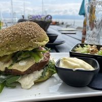 Vegan Dutch Weedburger.  at Havenpaviljoen Wad Anderz in Schiermonnikoog