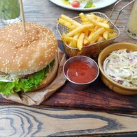 Louisiana chicken burger at The Botanist in Warsaw