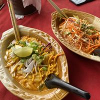 Khao soi, Shan noodles  at Two Sisters in Pai