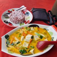 Curry at Two Sisters in Pai