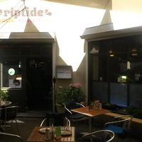Entrance with some tables at Cafe Riptide in Braunschweig