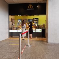 Exterior at Brezelkönig - FFS in Lugano